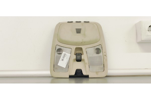 Recambio de luz interior para volvo xc90 2.4 d5 163 4x4 referencia OEM IAM 30669622  