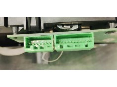 Recambio de luz interior para volvo xc90 2.4 d5 163 4x4 referencia OEM IAM 30669622  