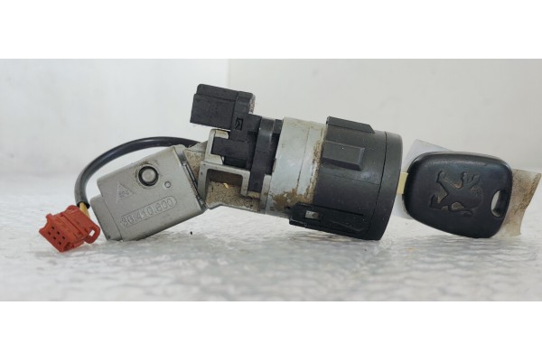 Recambio de conmutador de arranque para peugeot 308 1.4 i 100 referencia OEM IAM 9663123280  