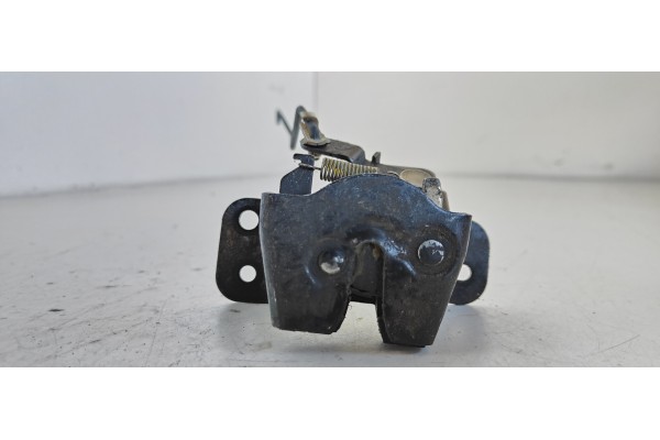 Recambio de cerradura maletero / porton para hyundai tucson (jm) 2.0 crdi cat referencia OEM IAM   