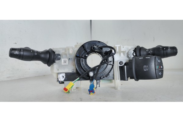 Recambio de mando multifuncion para renault megane iii berlina 5 p dynamique referencia OEM IAM   