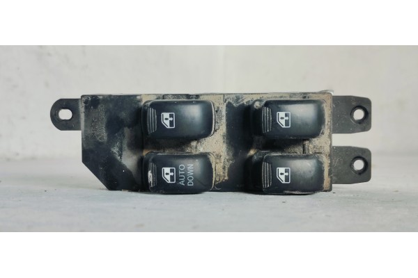 Recambio de mando elevalunas delantero izquierdo para hyundai santa fe (sm) 2.0 crdi cat referencia OEM IAM 9357026100  