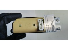 Recambio de mando elevalunas delantero izquierdo para hyundai santa fe (sm) 2.0 crdi cat referencia OEM IAM 9357026100  