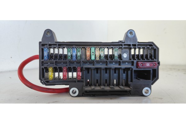 Recambio de caja reles / fusibles para bmw serie 7 (e65/e66) 745i referencia OEM IAM 5118572  