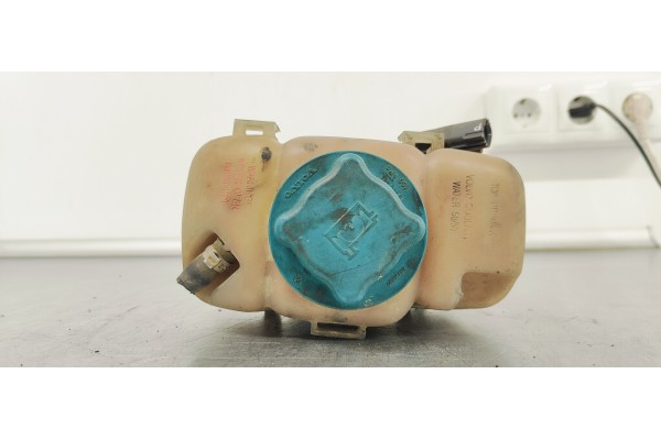 Recambio de deposito expansion para volvo xc90 2.4 d5 163 4x4 referencia OEM IAM 30723929  