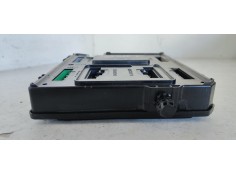 Recambio de caja reles / fusibles para renault megane iii berlina 5 p dynamique referencia OEM IAM 284B17288R  