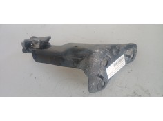 Recambio de soporte / guia puerta corredera para peugeot partner kombi confort referencia OEM IAM 9680486680F06  