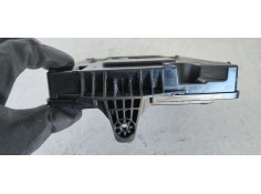 Recambio de caja reles / fusibles para renault megane iii berlina 5 p dynamique referencia OEM IAM 284B17288R  