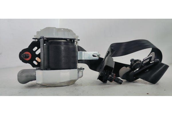 Recambio de cinturon seguridad delantero izquierdo para hyundai i30 (gd) klass bluedrive referencia OEM IAM   