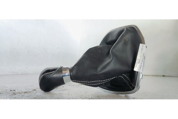 Recambio de pomo palanca cambio para ford fiesta (ccn) 1.0i turbo 100 referencia OEM IAM C1BBA045B789  