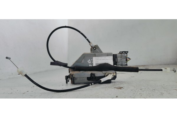 Recambio de cerradura puerta trasera derecha para peugeot 5008 1.6 hdi 110 fap referencia OEM IAM 833331  