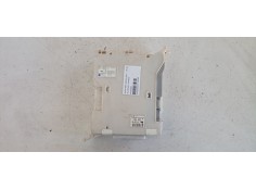 Recambio de caja reles / fusibles para lexus is200 (ds2/is2) 220d referencia OEM IAM 8273053050 6D110396 11866C22