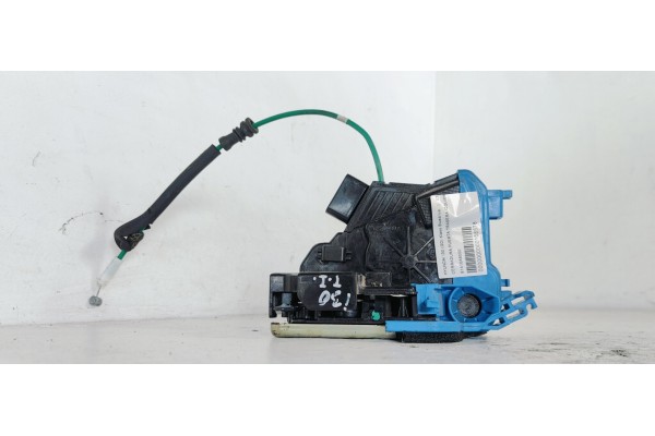 Recambio de cerradura puerta trasera izquierda para hyundai i30 (gd) klass bluedrive referencia OEM IAM 81410A6000  