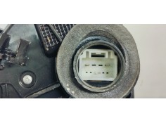 Recambio de cerradura puerta delantera derecha para toyota verso 1.6d4d 112 fap referencia OEM IAM A084219  