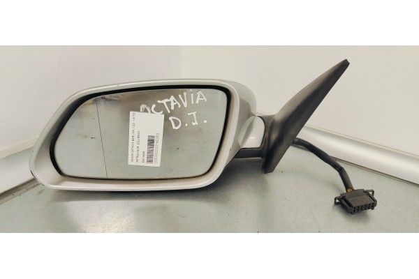 Recambio de retrovisor izquierdo para skoda octavia berlina (1z3) 1.9 tdi 105 referencia OEM IAM E9014245  