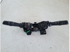 Recambio de mando multifuncion para toyota yaris referencia OEM IAM 173832  