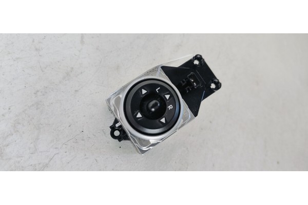 Recambio de mando retrovisor para hyundai i30 (gd) klass bluedrive referencia OEM IAM   
