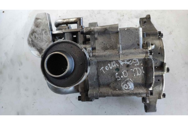 Recambio de bomba aceite para volkswagen touareg (7la) 5.0 v10 tdi dpf referencia OEM IAM 07Z115187A 151004010044333 