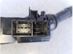 Recambio de mando multifuncion para toyota yaris referencia OEM IAM 173832  