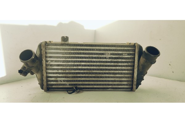 Recambio de intercooler para hyundai i30 (gd) klass bluedrive referencia OEM IAM 282702A570  