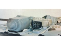 Recambio de elevalunas delantero izquierdo para mercedes-benz clase c (w203) familiar 2.2 cdi referencia OEM IAM A2037202946  