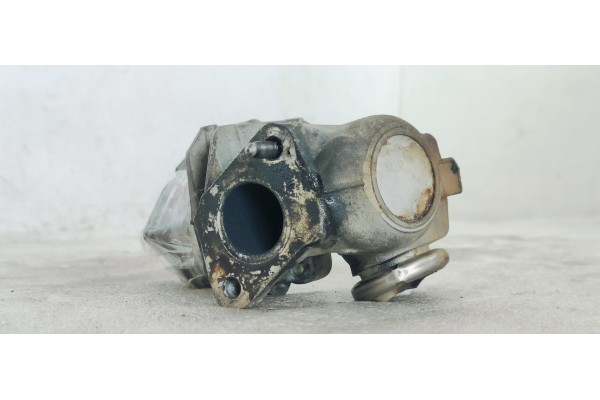 Recambio de valvula egr para citroen nemo 1.4 hdi 70 referencia OEM IAM 9673258680  