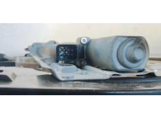 Recambio de elevalunas delantero derecho para mercedes-benz clase c (w203) familiar 2.2 cdi referencia OEM IAM A2037203046  