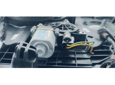 Recambio de elevalunas trasero izquierdo para hyundai i30 (gd) klass bluedrive referencia OEM IAM   