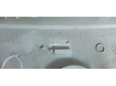 Recambio de luz interior para citroen c5 berlina 2.0 hdi exclusive automático referencia OEM IAM 9636696877  