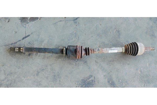 Recambio de transmision delantera derecha para renault scenic ii emotion referencia OEM IAM 8200436366  