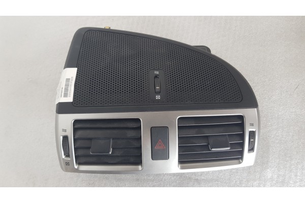 Recambio de rejilla aireadora para toyota avensis (t27) 2.2d-cat 150 fap referencia OEM IAM 5567005160  