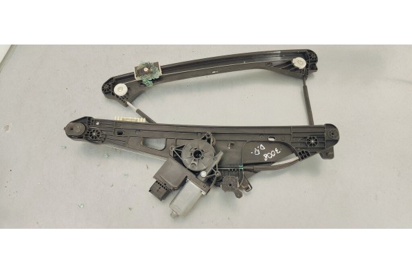 Recambio de elevalunas delantero derecho para peugeot 3008 1.5hdi 130 fap referencia OEM IAM 9830389280  