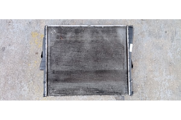 Recambio de radiador agua para bmw x3 (e83) 3.0 turbodiesel referencia OEM IAM 3044427 256041449 