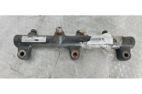 Recambio de rampa inyectora para kia carnival ii 2.9 crdi lx referencia OEM IAM 315004X700  