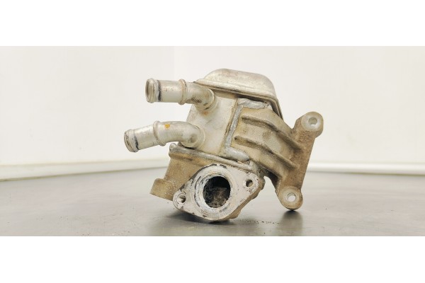 Recambio de enfriador egr para kia sportage referencia OEM IAM 284602U001  