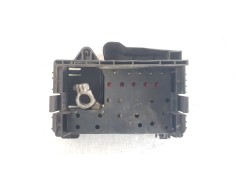 Recambio de caja reles / fusibles para opel astra j lim. 1.3 cdti 95 fap referencia OEM IAM 13302307  