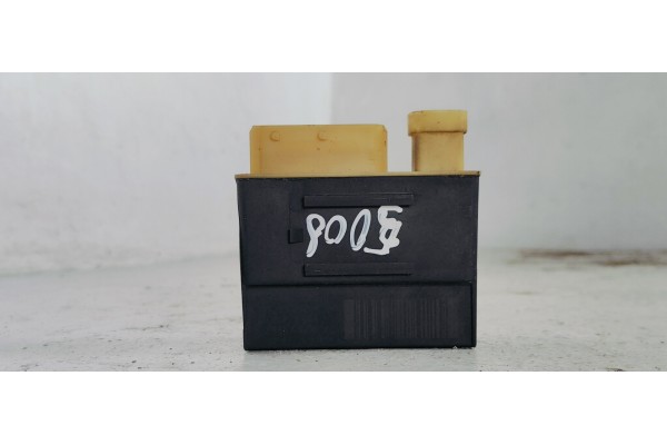 Recambio de caja precalentamiento para peugeot 5008 1.6 hdi 110 fap referencia OEM IAM 9662570880  