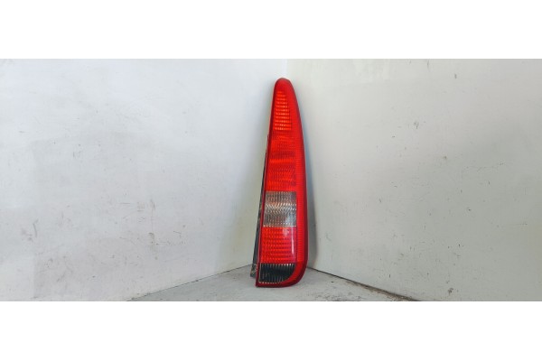 Recambio de piloto trasero derecho para ford fusion (cbk) elegance referencia OEM IAM 2S6113N004AD  