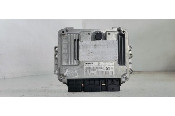 Recambio de centralita motor uce para peugeot 5008 1.6 hdi 110 fap referencia OEM IAM 0281014729  