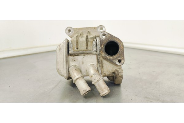 Recambio de enfriador egr para kia sportage referencia OEM IAM 284602U001  