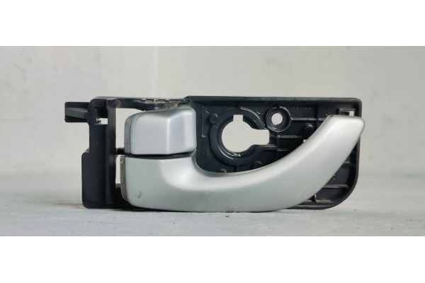 Recambio de maneta interior trasera izquierda para hyundai sonata (nf) 2.0crdi 140 fap referencia OEM IAM 83613NF000  
