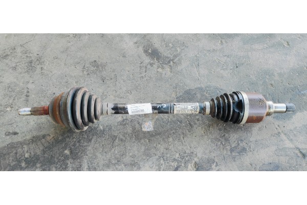 Recambio de transmision delantera izquierda para citroen c4 cactus 1.2 i 82 referencia OEM IAM 9677476580  