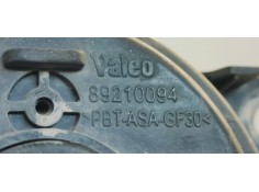 Recambio de faro antiniebla derecho para renault scenic ii emotion referencia OEM IAM 8200074008  