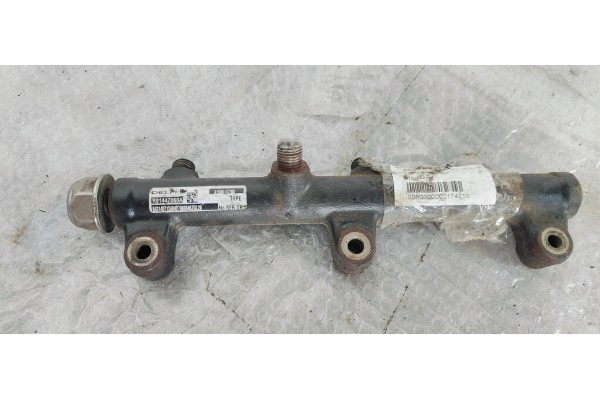 Recambio de rampa inyectora para kia carnival ii 2.9 crdi lx referencia OEM IAM 315004X700  