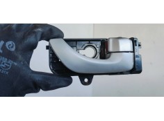 Recambio de maneta interior delantera derecha para hyundai sonata (nf) 2.0crdi 140 fap referencia OEM IAM 82623NF000  