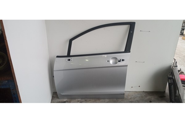 Recambio de puerta delantera izquierda para honda fr-v (be) 2.0 vtec cat referencia OEM IAM   
