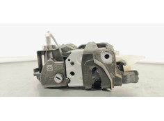 Recambio de cerradura puerta delantera izquierda para peugeot 3008 1.5hdi 130 fap referencia OEM IAM 104235  