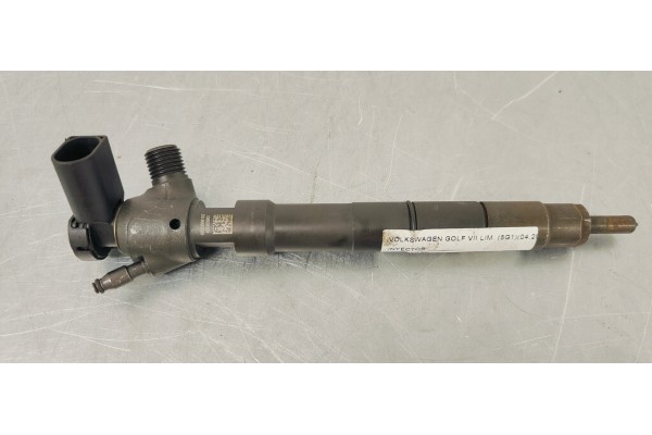 Recambio de inyector para volkswagen golf vii lim. (5g1) referencia OEM IAM 04L130277D  
