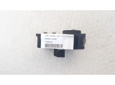 Recambio de mando luces para opel astra j lim. 1.3 cdti 95 fap referencia OEM IAM 13268702  