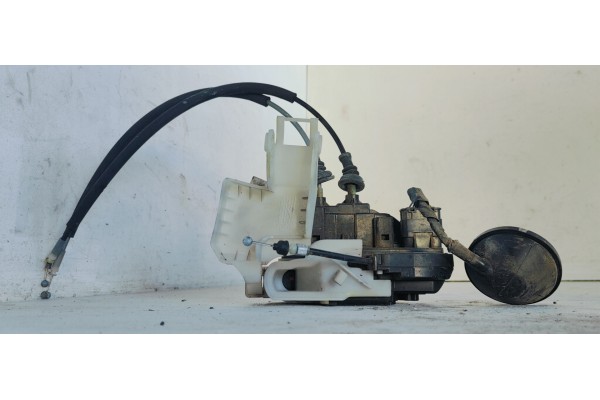 Recambio de cerradura puerta delantera derecha para hyundai sonata (nf) 2.0crdi 140 fap referencia OEM IAM 813203K011  